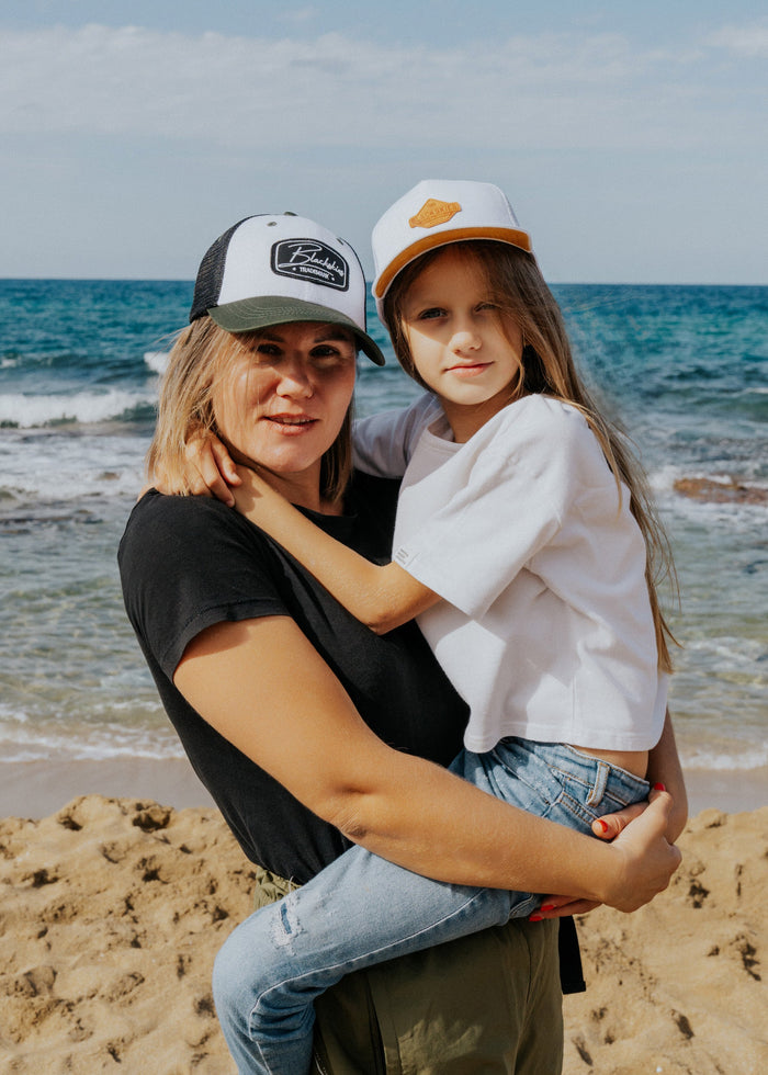 Blackskies-Essentials-Trucker-Cap-Kids-White-Brown-Model-3