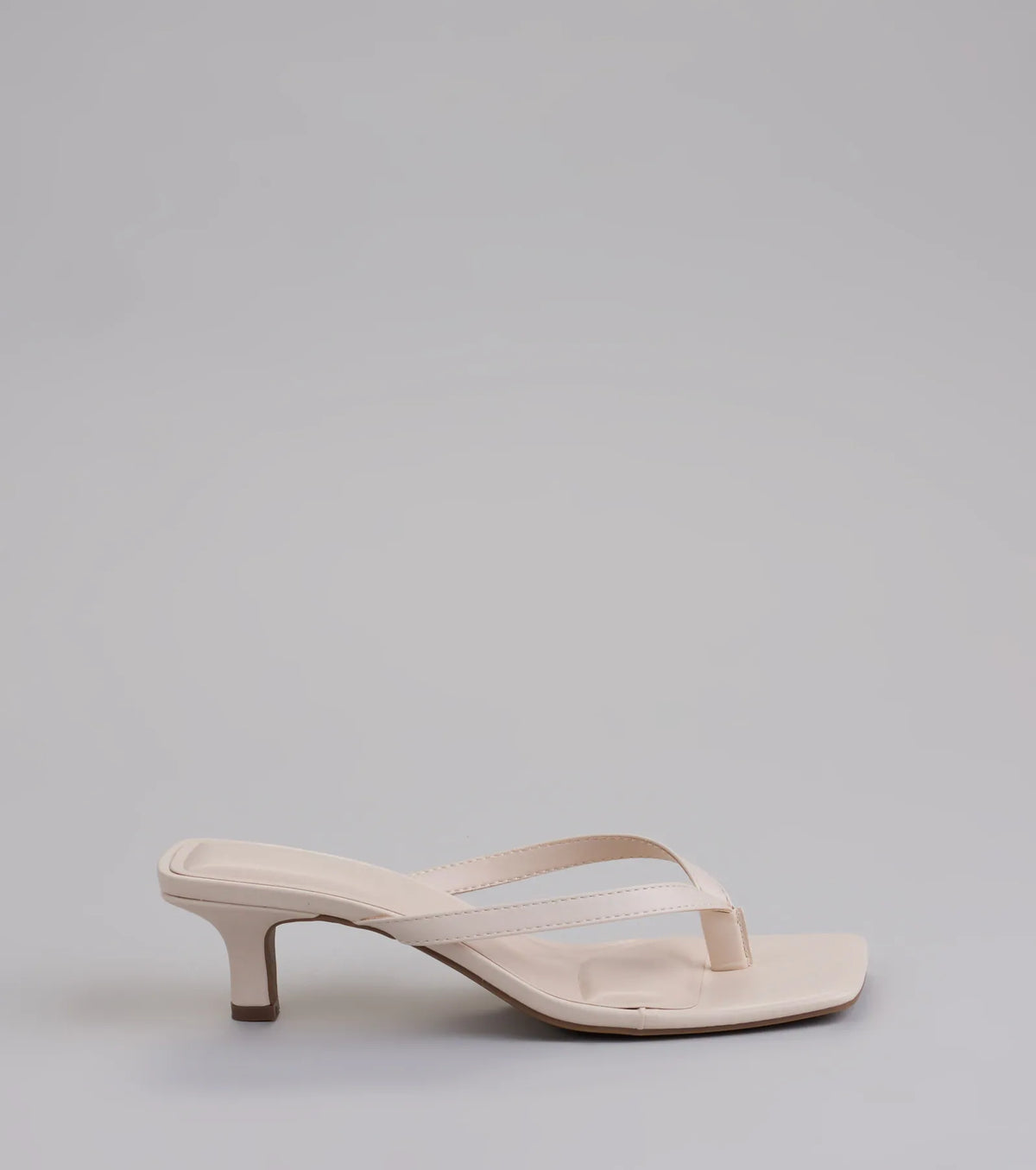 Feeling Chic Thong Square Toe Heels