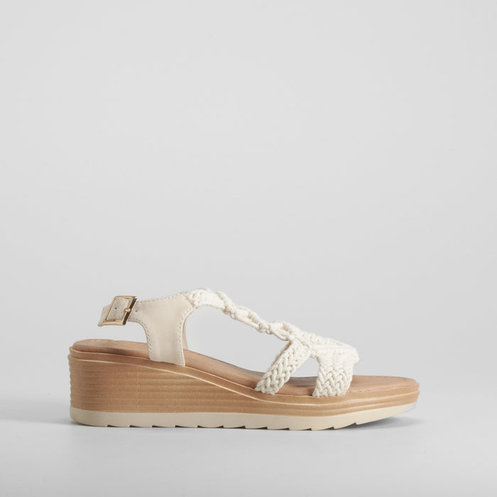 Sandalia cuña macrame beige SENDA ROAD