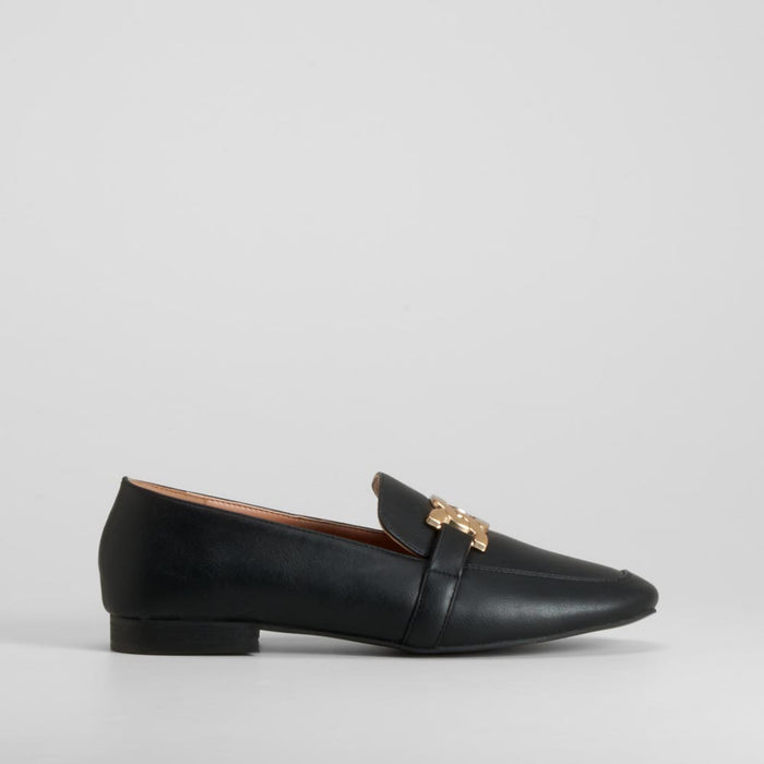 Mocasín negro elegante PICCOLA PIU