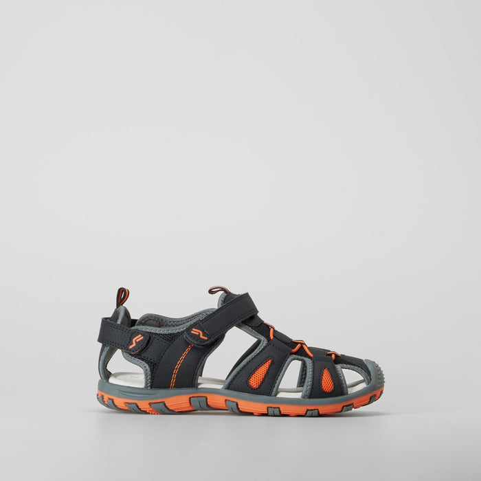 Sandalia deportiva detalles tiras negra SEVEN FIVE