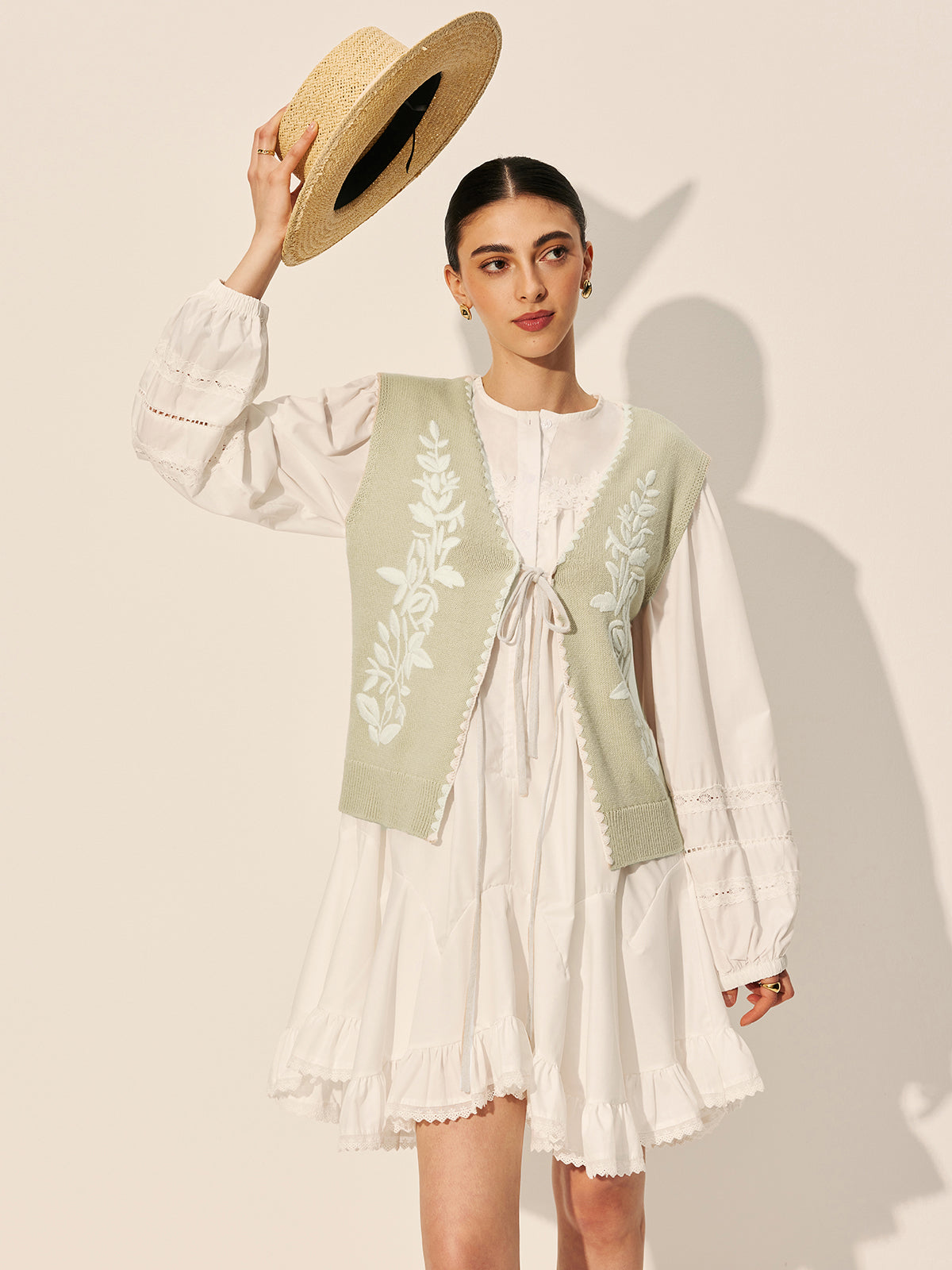 Embroidery Bow Floral Sweater Vest