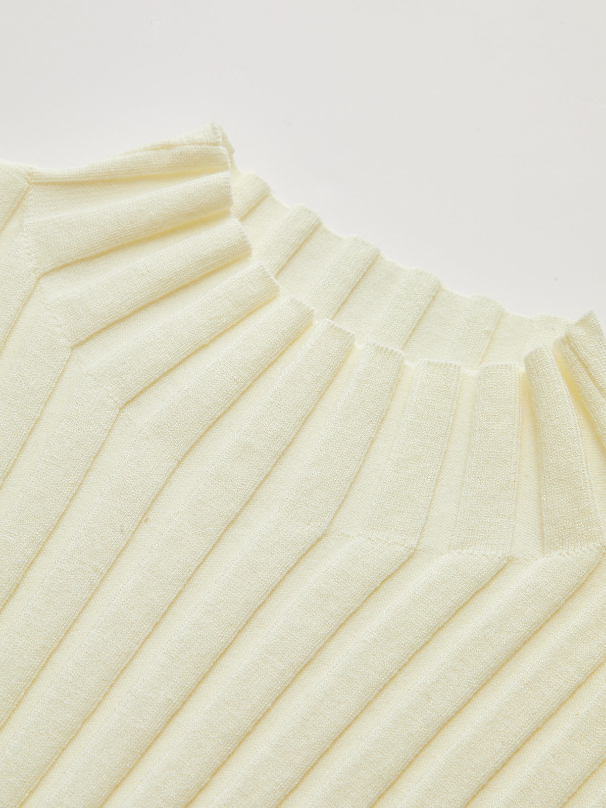 Color-Block Mock Neck Ribbed Knit Top