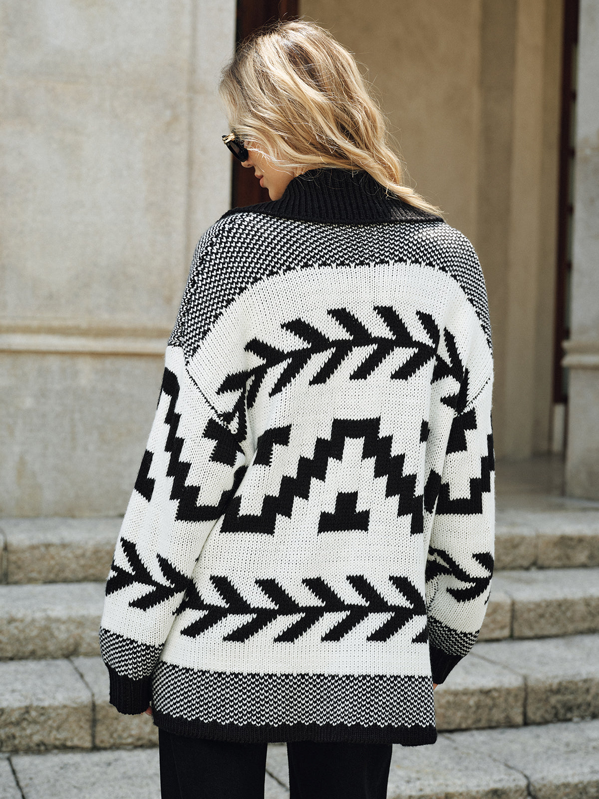 Geometric Pattern Collared Knit Cardigan without Belt