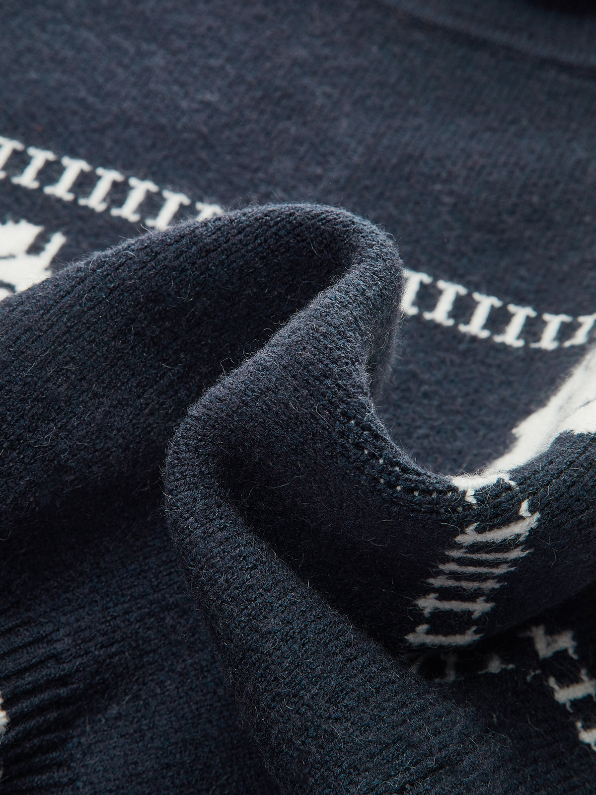 Horse-Pattern Cap Sleeve Turtleneck Sweater Vest