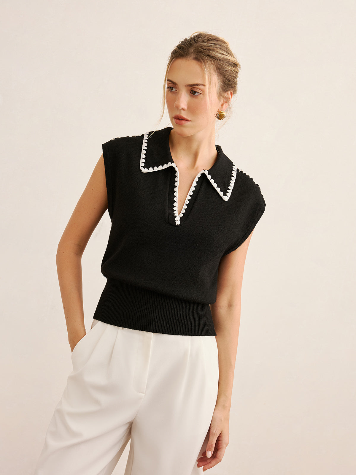 Contrast Trim Sleeveless Knit Polo Vest