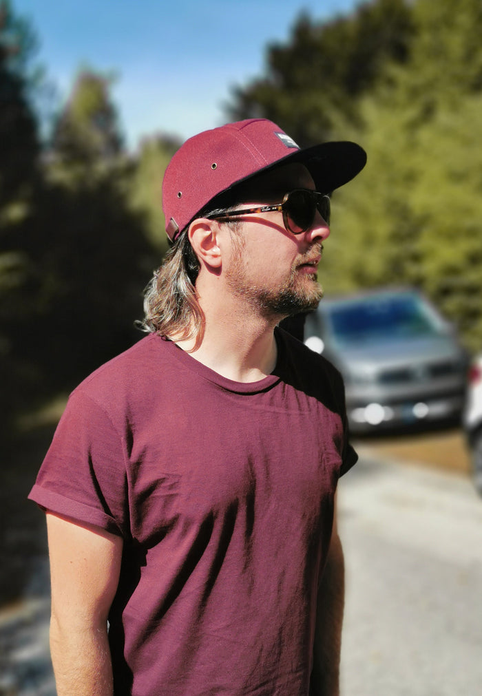 Blackskies-Port-Townsend-5-Panel-Cap-Black-Maroon-Camp-Hat-Strap-Model-1800x2600-2