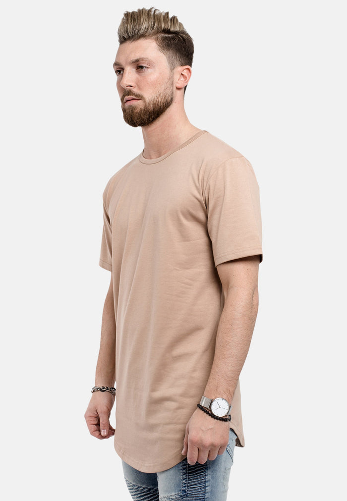 Oversized-Round-T-Shirt-Desert-Side